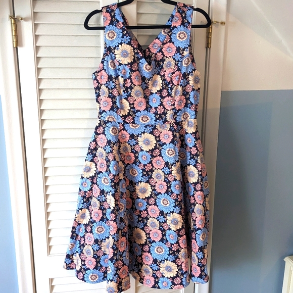 Eva Rose V-Neck Sleeveless Floral Dress XL - Picture 2 of 4